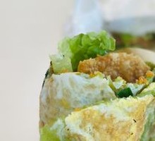 Spinach Noodle Crepe with Egg and Fried Dough