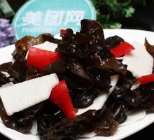 Stir-fried Yam with Wood Ear Mushrooms