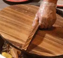 Chicken Stewed in Iron Pot