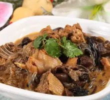 Chicken Stewed with Mushrooms