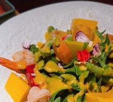 Fresh Shrimp Mango Ice Plant Salad