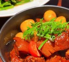 Mom's Braised Pork Belly