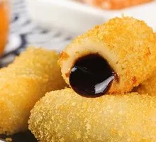 Crispy Glutinous Rice Balls with Bursting Filling