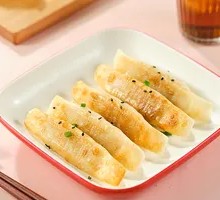 Braised Pork and Napa Cabbage Dumplings