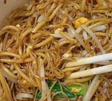 Braised Pork Cutlet with Rice Noodles