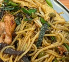 Stir-fried Pork with Luosifen Noodles