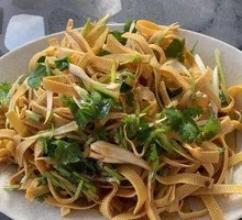 Cold-Mixed Tofu Skin