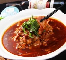 Spicy Beef Noodles with Rice