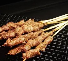 Snowflake Beef (3 Skewers)
