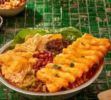 Bamboo Shoot and Snail Noodles