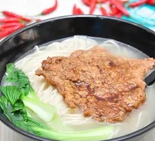 Pork Cutlet with Thick Noodles
