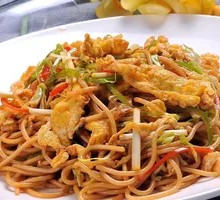 Egg and Pork Noodles Stir-Fry