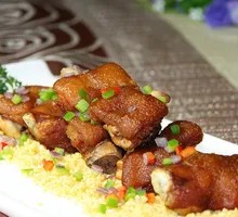 Salted Pepper Pig Trotters