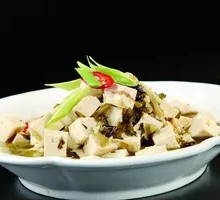 Braised Tofu with Preserved Mustard Greens