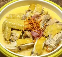 Steamed Free-range Chicken with Cordyceps