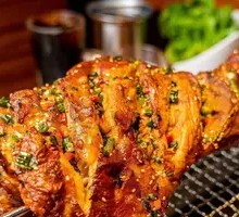 Suni Te Charcoal-Roasted Lamb Leg