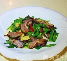 Garlic Shoot and Preserved Pork