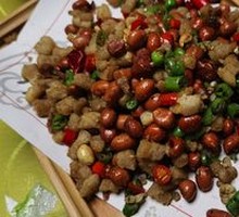 Fried Pork Crumbs with Peanuts
