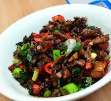 Grandmother's Vegetable Stir-Fry with Pork