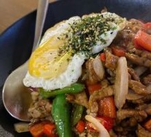 Black Pepper Beef Rice