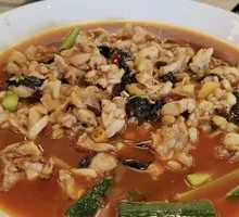 Bullfrog with Purple Perilla and Fresh Chili