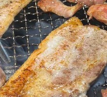 Thinly sliced pork belly