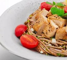 Rock-Roasted Chicken Breast Buckwheat Noodles