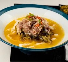 Spicy Sour Beef Noodle Soup