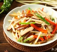 Bai Qin Stir-fried with Fragrant Tofu Sheets