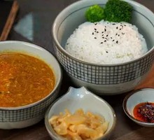 Crab Golden Noodles