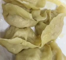 Pork and Sauerkraut Steamed Dumplings