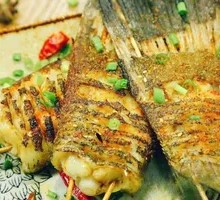 Duck Slice with Fish Tail