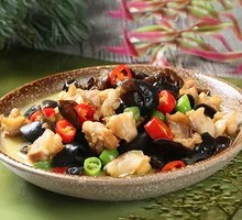 Wood Ear Mushroom and Tofu Slices