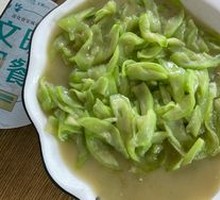 Stir-Fried Loofah