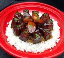 Braised Abalone with Pork in Wine Sauce