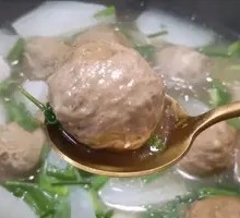 Chaozhou Hand-rolled Beef Ball Radish Soup