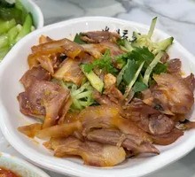 Cold-mixed pig's head meat