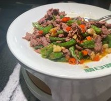 Stir-Fried Beef with Hangzhou Pepper