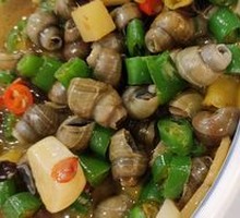 Stir-fried Pond Snails in Soup