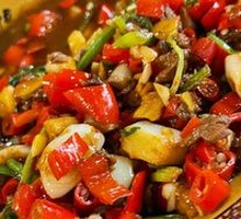 Stir-Fried Beef with Yellow Onion