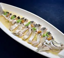 Large White Fish in Chicken Oil (Sold by Weight)