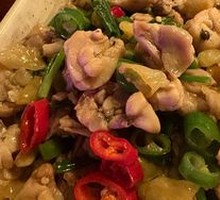 Sichuan-style Frog with Pickled Chili