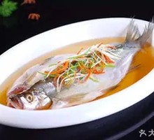Steamed White Fish from the Fuchun River