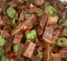 Spicy Pepper and Bamboo Shoots
