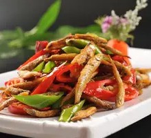 Stir-Fried Small Dried Fish with Chili