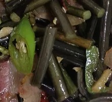 蕨菜炒腊肉