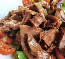 Green Pepper with Bamboo Shoots