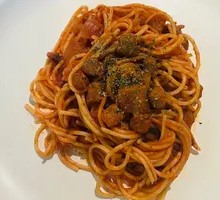 Tomato Sauce Grilled Sausage Pasta