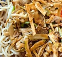 Braised Beef and Bamboo Shoot Noodles