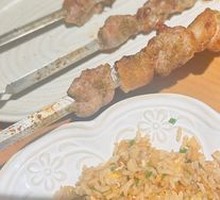 Charcoal-grilled Lamb Skewers